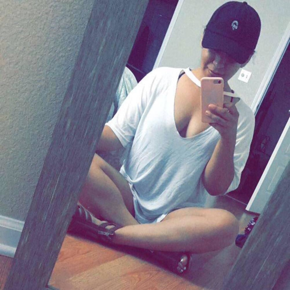 Meet your Posher, Gabby